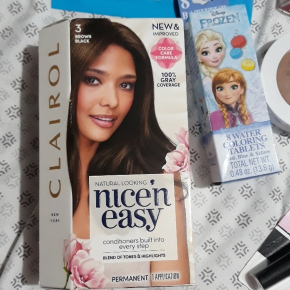 Make up - Picture 2 of 5